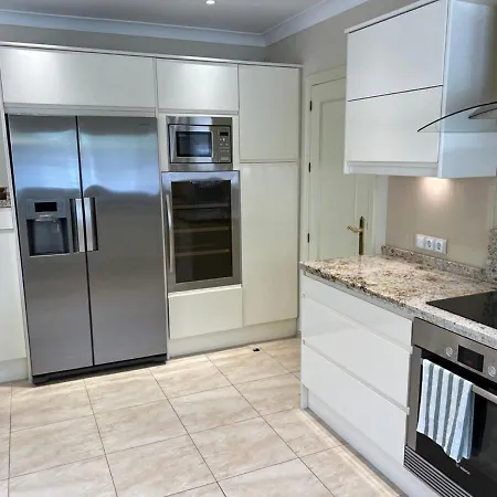 Villa Beautiful 2 Steps From The