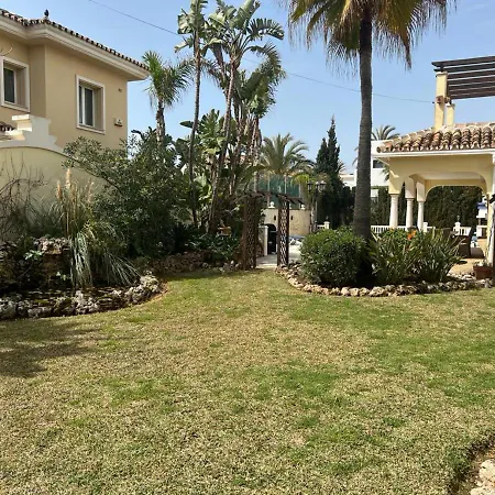 Villa Beautiful 2 Steps From The