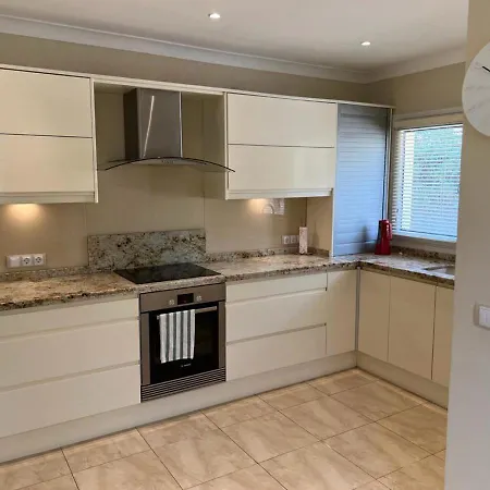 Beautiful 2 Steps From The Villa Marbella