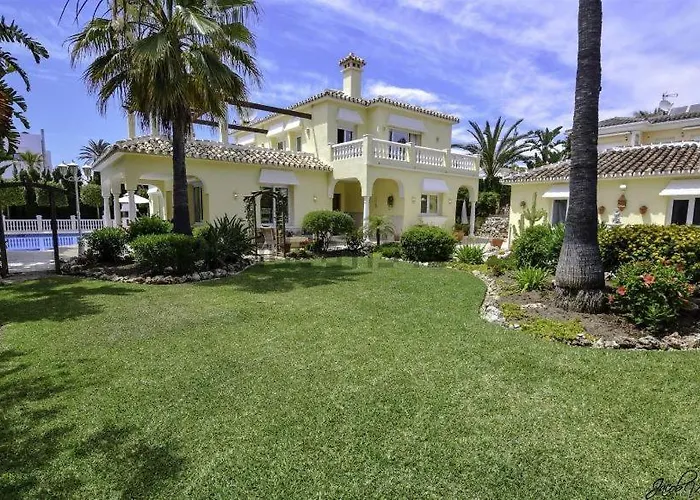 Beautiful 2 Steps From The